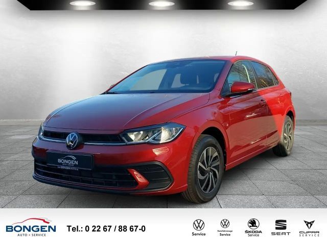Volkswagen Polo VI Life 1.0 TSI DSG Rückfahrkamera Apple Car Play 2026 Benzine
