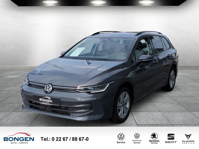 Volkswagen Golf VIII Variant 1.5 TSI Life Carplay Rückfahrkamera 2024 Benzine