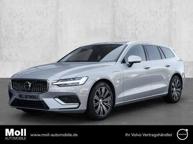 Volvo V60 Kombi Plus Bright Recharge Plug-In Hybrid AWD Stan 2025 Hybride / Benzine