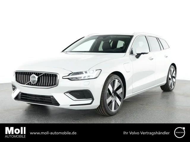 Volvo V60 Kombi Plus Bright Recharge Plug-In Hybrid AWD HUD 2025 Hybride / Benzine