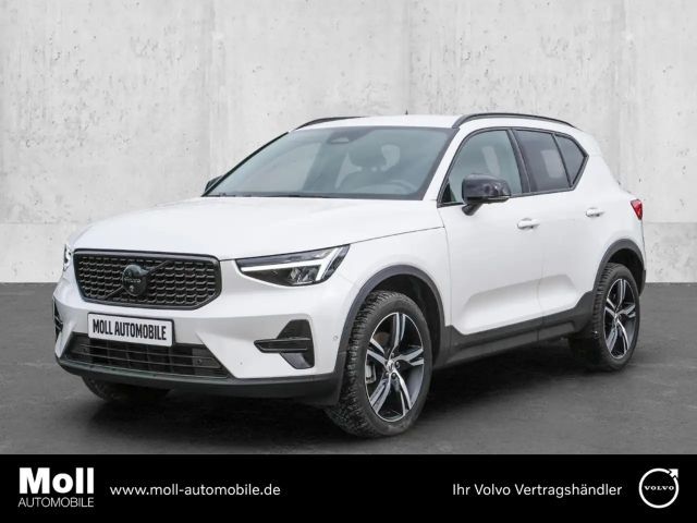Volvo XC40 Plus Black Edition 2WD StandHZG Digitales Cockpit 2025 Benzine