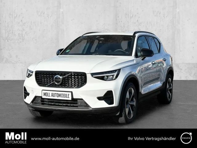 Volvo XC40 Plus Dark 2WD B3 EU6d digitales Cockpit Memory Sit 2023 Benzine