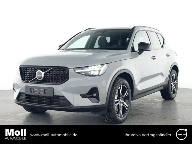 Volvo XC40 Plus Dark 2WD AHK Digitales Cockpit Memory Sitze S 2025 Benzine
