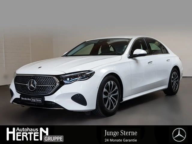 Mercedes-Benz E 220 d AVANDGARDE+AHK+17"+360°+MEMORY-P.+AMBI 2025 Diesel