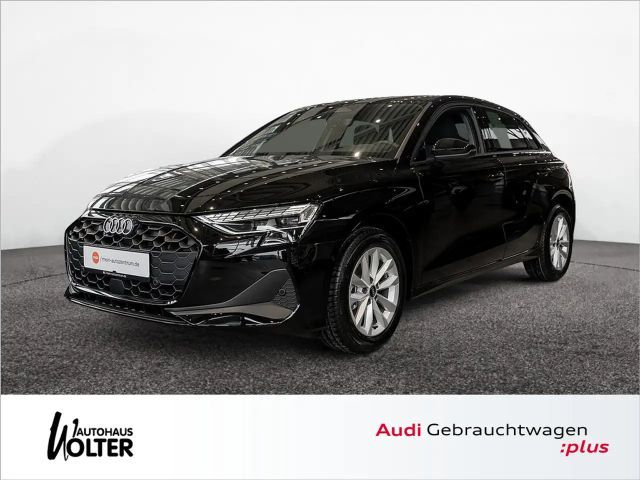 Audi A3 Sportback 1.5 TFSI LED FACEL. ACC NAVI KAM 2026 Benzine