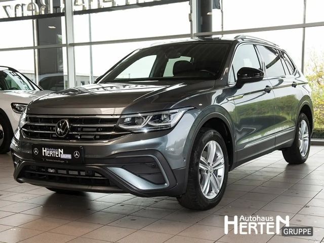 Volkswagen Tiguan Allspace 1.5 TSI MOVE+MATRIX LED+AHK+NAVI 2023 Benzine