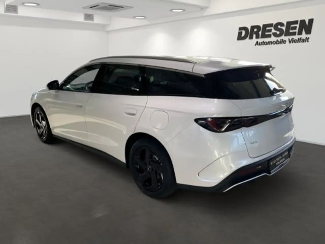 BYD Seal