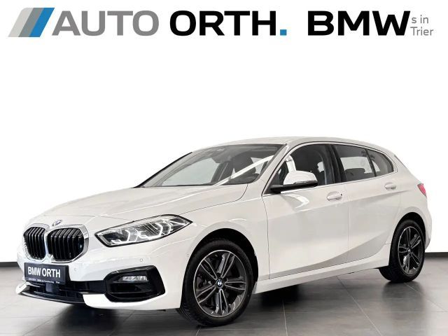 BMW 120 i Sport-Line AUT. LEDER LC-PRO KAMERA HIFI DA 2022 Benzine