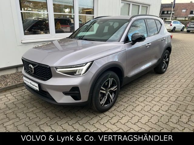 Volvo XC40 B4 Automatik Plus Dark MY2026 -26% 2025 Benzine