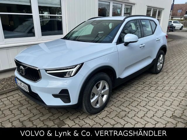 Volvo XC40 B3 Automatik Essential NAVI 2026 Benzine