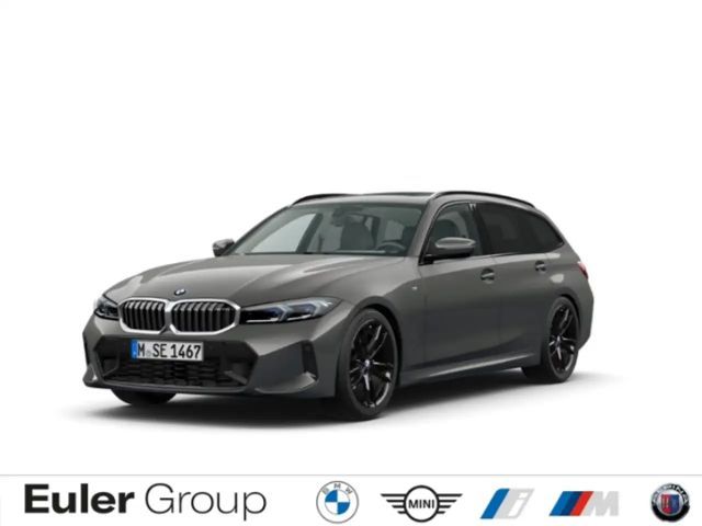 BMW 330 i Touring M-Sport AHK El.Panodach HarmanKardon Par 2023 Benzine