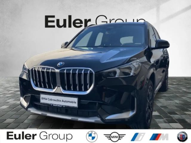 BMW X1 sDrive18i Komfortzugang Sportsitze Kamera LED 2022 Benzine