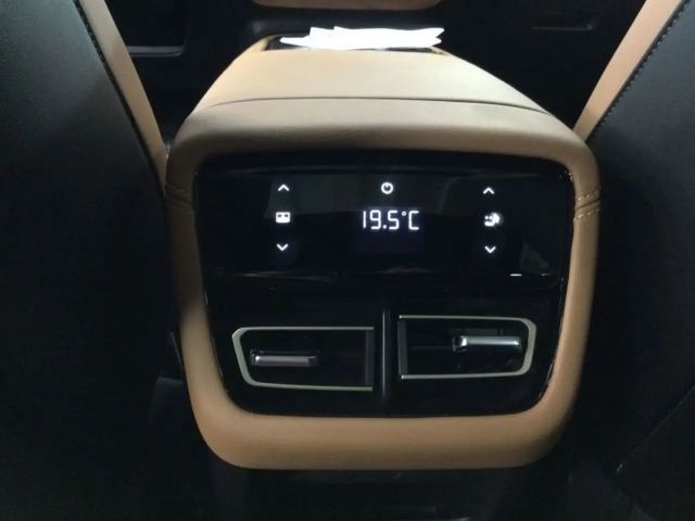 Mazda 6e