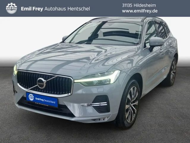 Volvo XC60 XC60 B5 B AWD Core Leder SiH GJR 19'' LichtPak Win 2024 Benzine