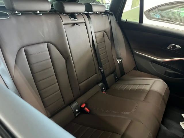 BMW 340