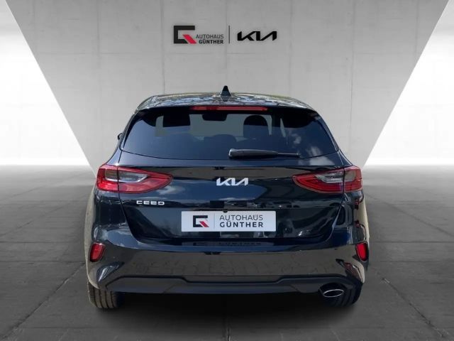 Kia Ceed / cee'd