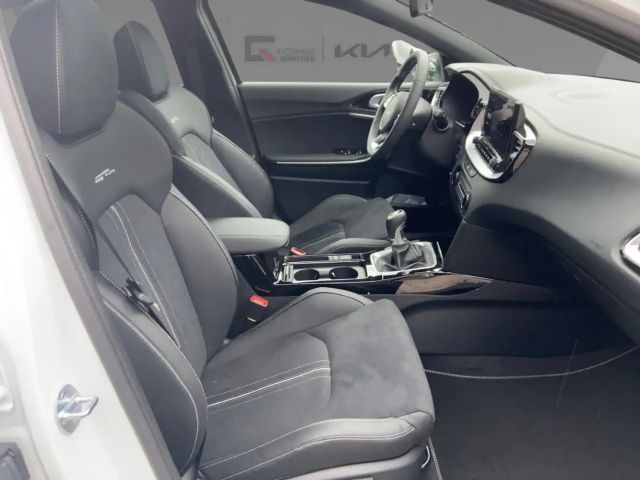 Kia Ceed / cee'd