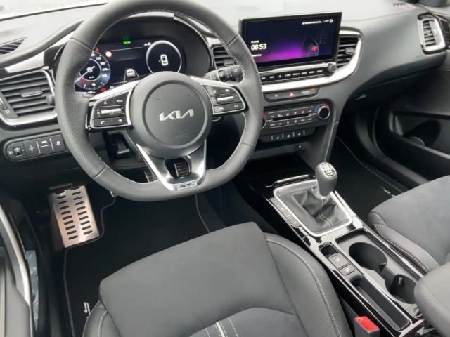 Kia Ceed / cee'd