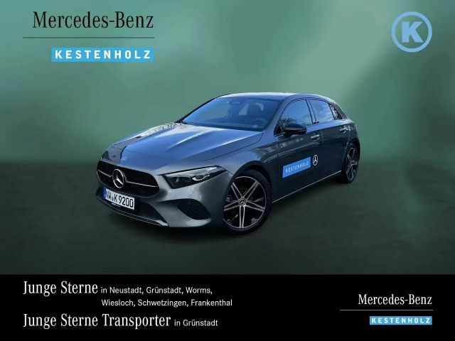 Mercedes-Benz A 200 A 200 Kompaktlimousine Progressive/Navi Pano.-Dach 2026 Benzine