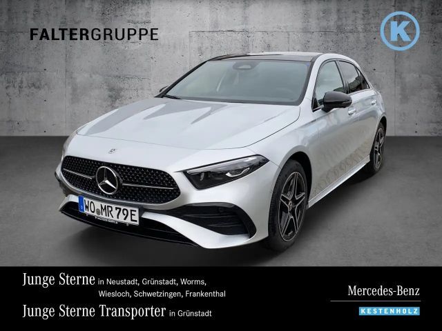 Mercedes-Benz A 250 A 250 e AMG+NIGHT+DISTR+PANO+360+SOUND+AMBI+MLED 2024 Hybride / Benzine