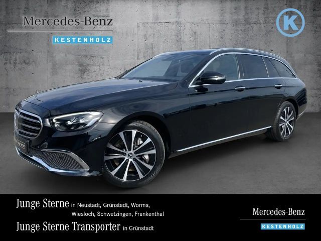 Mercedes-Benz E 300 E 300 de T EXCLUSIVE+AHK+DISTR+PANO+SITZKL+EASYP 2022 Hybride / Diesel