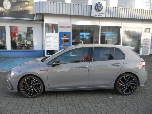 Volkswagen Golf VIII Lim. GTI 2,0 Black Style 6 GANG KAM.IQ 2022 Benzine