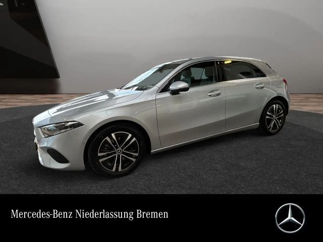 Mercedes-Benz A 200 PROGRESSIVE+LED+KAMERA+7G 2025 Benzine
