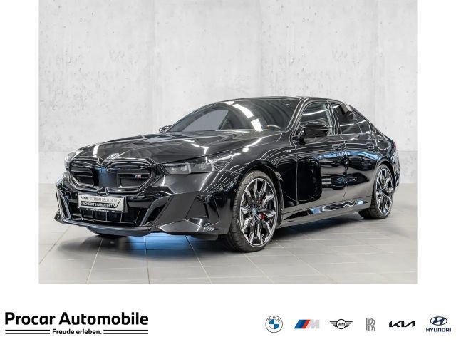 BMW i5 M60 xDrive Limousine  M Sport HUD PANO 2024 Elektrisch