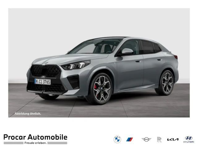 BMW X2 sDrive20i M Sport HUD PANO ACC AHK RFK NAVI 2025 Benzine