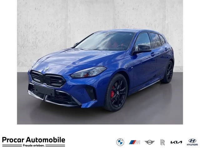 BMW 135 2025 Benzine