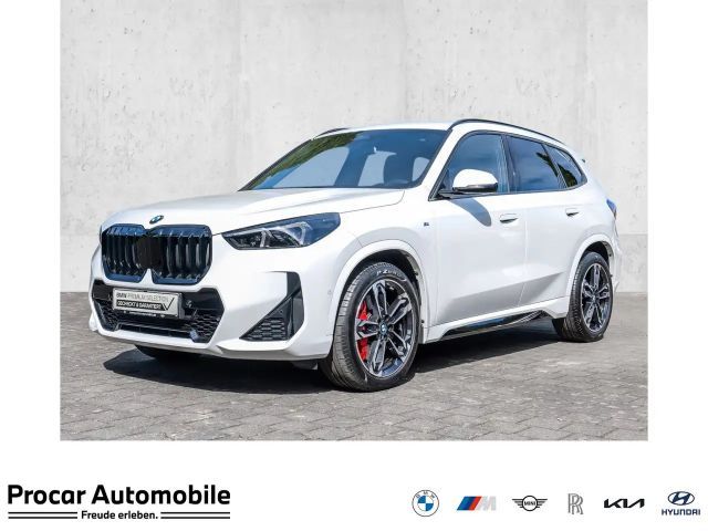BMW X1 sDrive18i M Sport AHK RFK NAVI LED PDC V+H 2025 Benzine