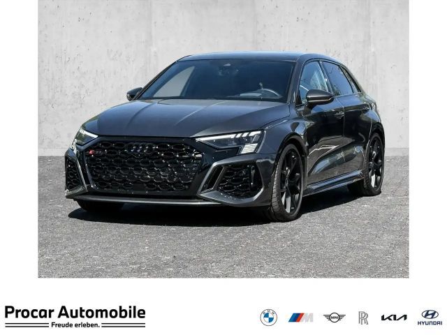 Audi RS3 ACC+PANO+KAMERA+HUD+B/O+SHZ+ 2024 Benzine
