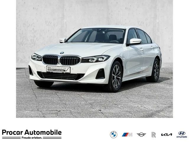BMW 318 i PA + SHZ. + DA + uvm. 2025 Benzine