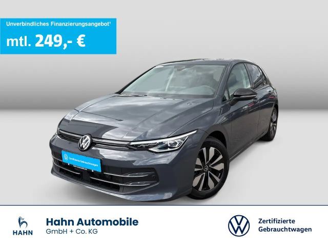 Volkswagen Golf VIII 1.5eTSI DSG Goal Matrix Navi AHK CAM 2025 Benzine