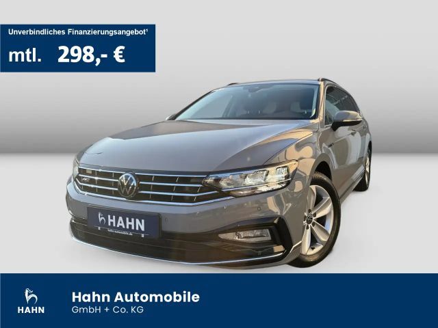 Volkswagen Passat Variant 2,0TDI DSG R-Line NAV LED ACC KAM 2022 Diesel
