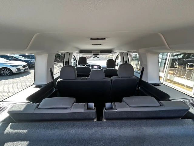 Ford Grand Tourneo