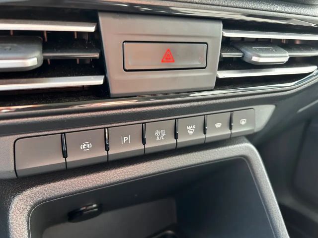 Ford Grand Tourneo
