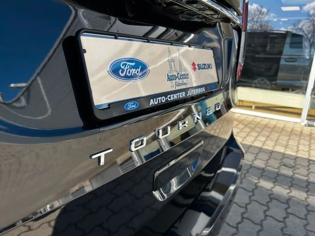 Ford Grand Tourneo