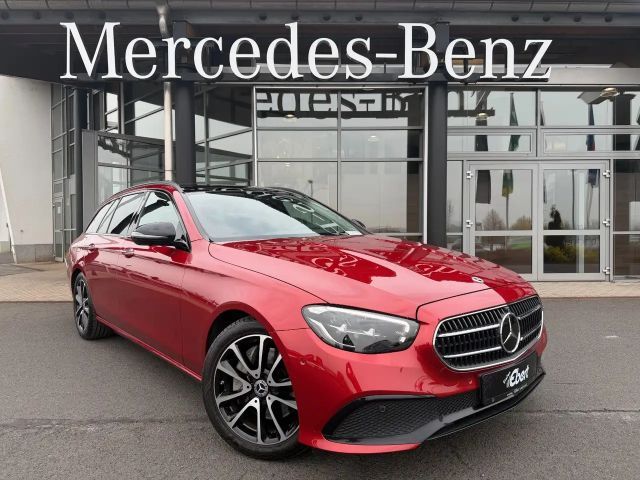 Mercedes-Benz E 220 d T Massage+Pano+Burm+Distr+360+HUD+Night 2021 Diesel