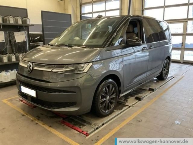 Volkswagen T7 Multivan Multivan 2.0 TSI DSG Edition ACC DigCockpit HUD 2023 Benzine