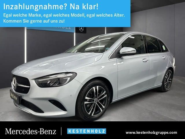Mercedes-Benz B 200 360° LED AHK Laderaump Spurhalt-Ass PTS 2025 Benzine