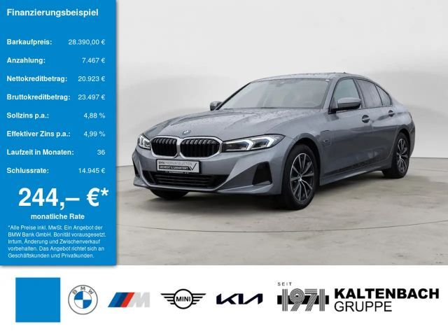 BMW 320 e FACEL. NAVI HGSD KAMERA LED SHZ PDC 2023 Hybride / Benzine