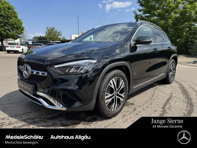 Mercedes-Benz GLA 180 GLA 180 d Progressive WD-Glas-dunkel Kamera LED 2025 Diesel