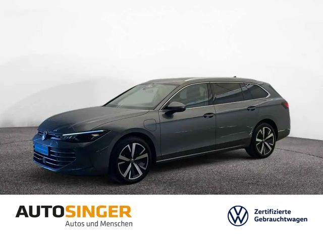 Volkswagen Passat Variant Business eHybrid *AHK*360*HUD*NAV 2025 Hybride / Benzine
