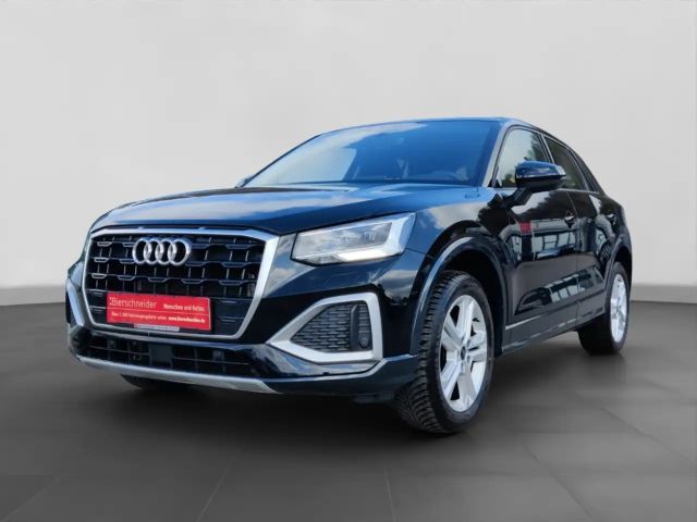 Audi Q2 30TFSI advanced NAVI PDC SHZ DAB ESP 17 2023 Benzine