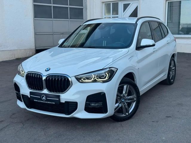 BMW X1 xDrive25e M Sport ACC HIFI SHADOW CARPLAY AHK 2021 Hybride / Benzine
