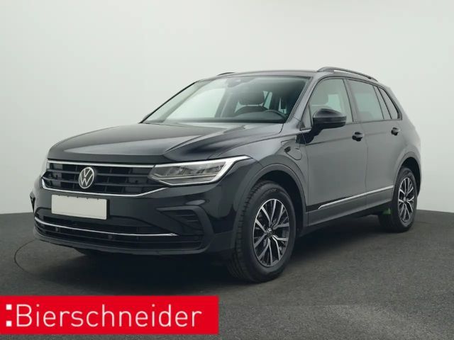 Volkswagen Tiguan 1.4 TSI eHybrid DSG Life LED NAVI AHK 2022 Hybride / Benzine