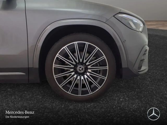 Mercedes-Benz GLA 220