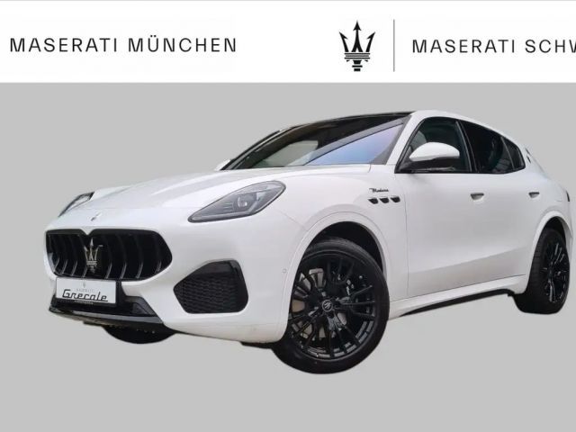 Maserati Grecale MODENA / Skyhook/ HUD/Pano/TOP 2025 Hybride / Benzine