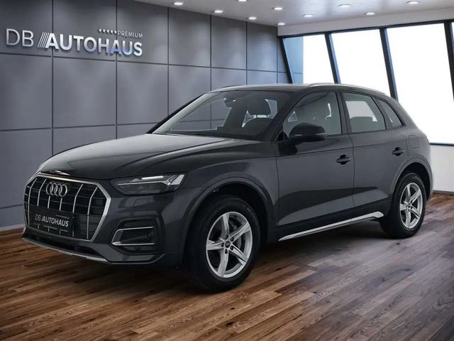 Audi Q5 advanced 50 2.0 TFSI e quattro S-tronic 2023 Hybride / Benzine